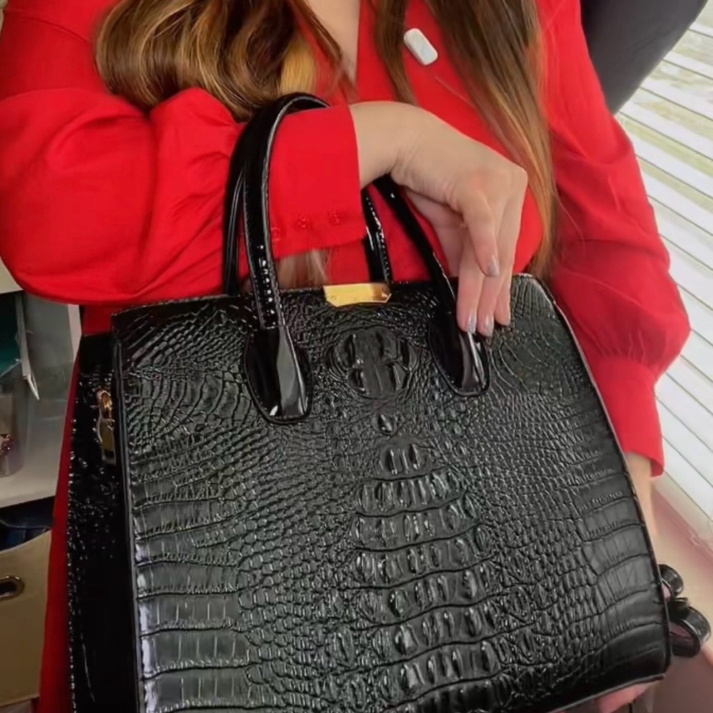 Elegant Black Crocodile-Embossed Handbag
